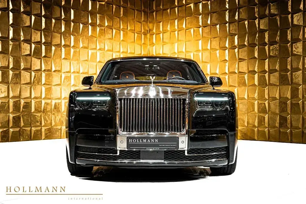 Neu Rolls Royce Phantom 544 PS (400 kW) 2026 Schwarz Limousine