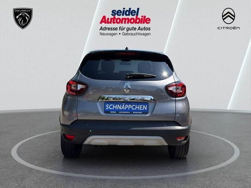 Gebraucht Renault Captur Intens 150 PS (110 kW) 2019 Grau SUV