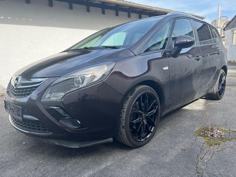 Braun Gebraucht 2012 Opel Zafira Tourer Edition Van / Kleinbus | 7.000 € (Superpreis) - Bild 1/4