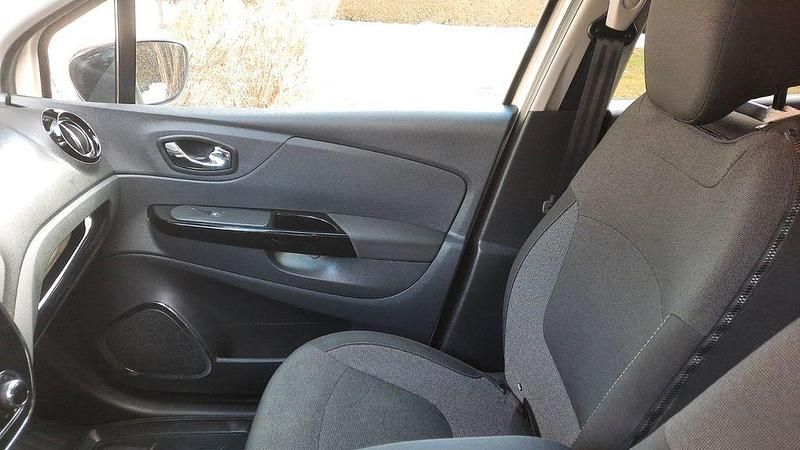 Gebraucht Renault Captur Intens 118 PS (86 kW) 2017 Schwarz SUV