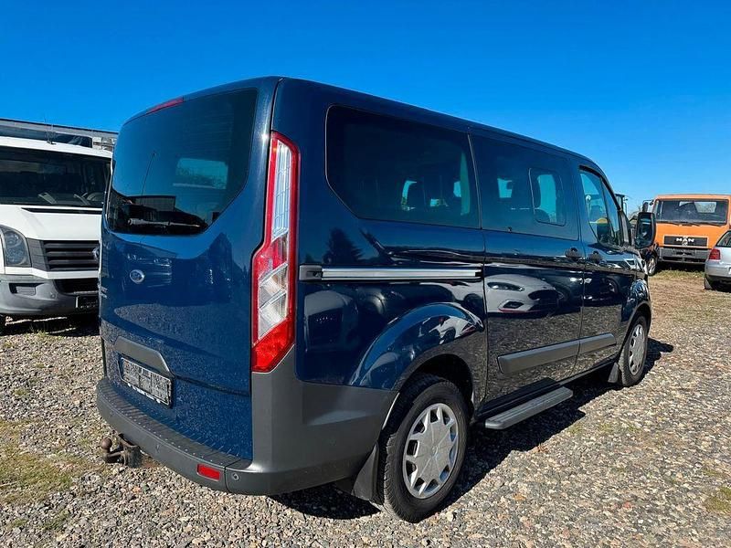 Gebraucht Ford Transit Trend 105 PS (77 kW) 2016 Blau Van / Kleinbus