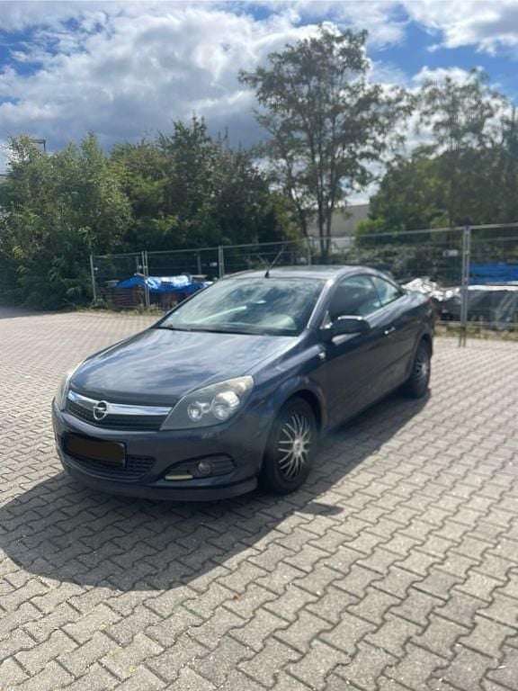 Blau Gebraucht 2007 Opel Astra Cabriolet Cosmo Cabrio | 1.500 € (Fairer Preis) - Bild 1/4