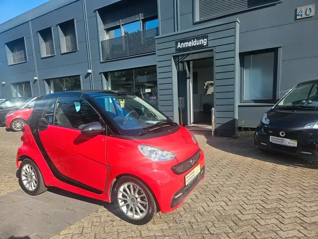 Gebraucht Smart ForTwo Cabrio Passion 71 PS (52 kW) 2013 Schwarz Cabrio