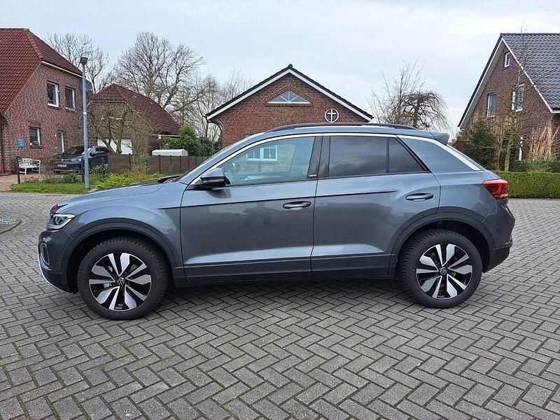 Gebraucht VW T-Roc Move 150 PS (110 kW) 2023 Grau SUV