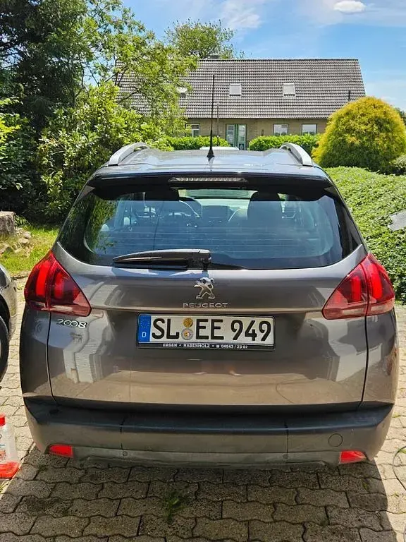 Gebraucht Peugeot 2008 Style 83 PS (61 kW) 2018 Grau SUV