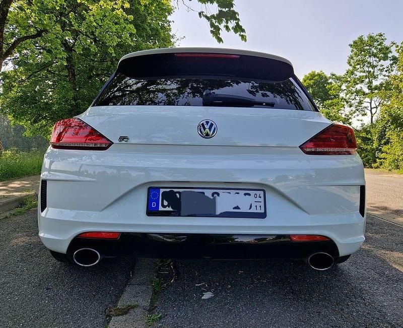 Używany VW Scirocco R 280 KM (205 kW) 2017 Biały Coupe