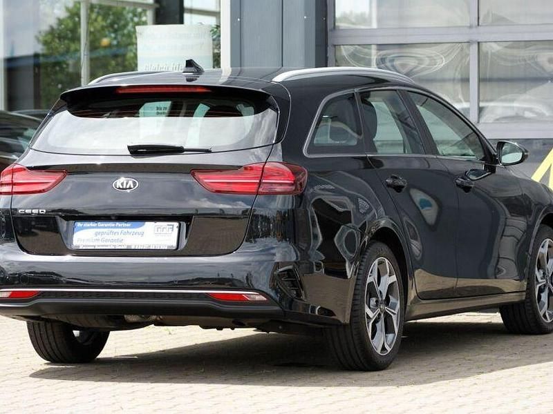 Gebraucht Kia Ceed 100 PS (73 kW) 2020 Andere Kleinwagen