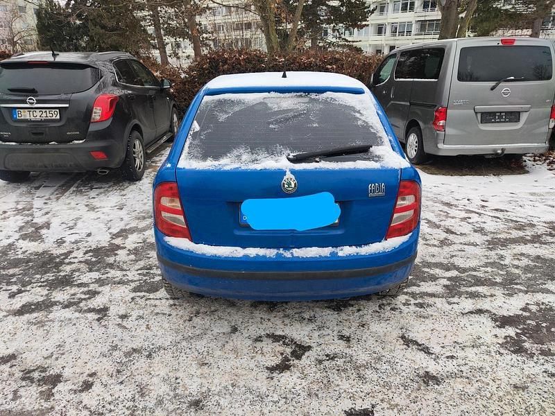 Gebraucht Skoda Fabia 54 PS (39 kW) 2004 Blau Kleinwagen
