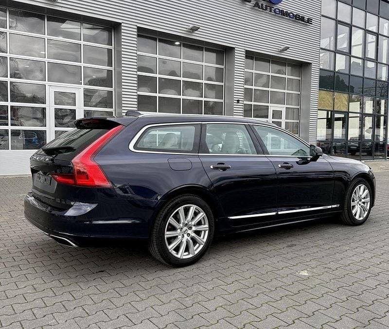 Occasion Volvo V90 250 ch (183 kW) 2019 Bleue Break