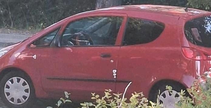Rot Gebraucht 2007 Mitsubishi Colt | 499 € - Bild 1/4