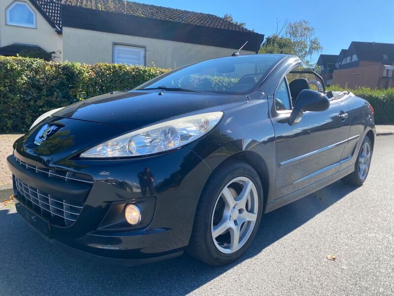 Schwarz Gebraucht 2012 Peugeot 207 CC Platinum Cabrio | 2.700 € - Bild 1/4
