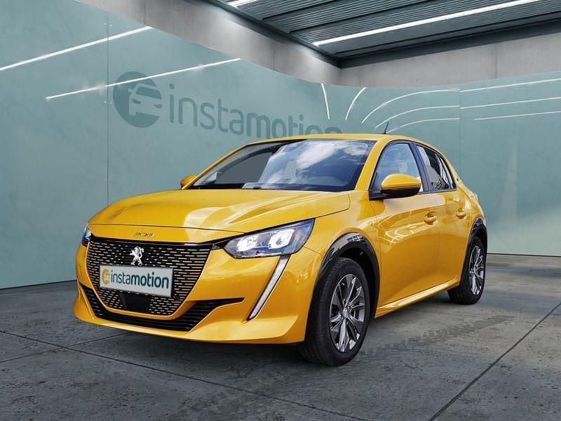 Gelb Gebraucht 2021 Peugeot e-208 Active Kleinwagen | 15.299 € (Fairer Preis) - Bild 1/4