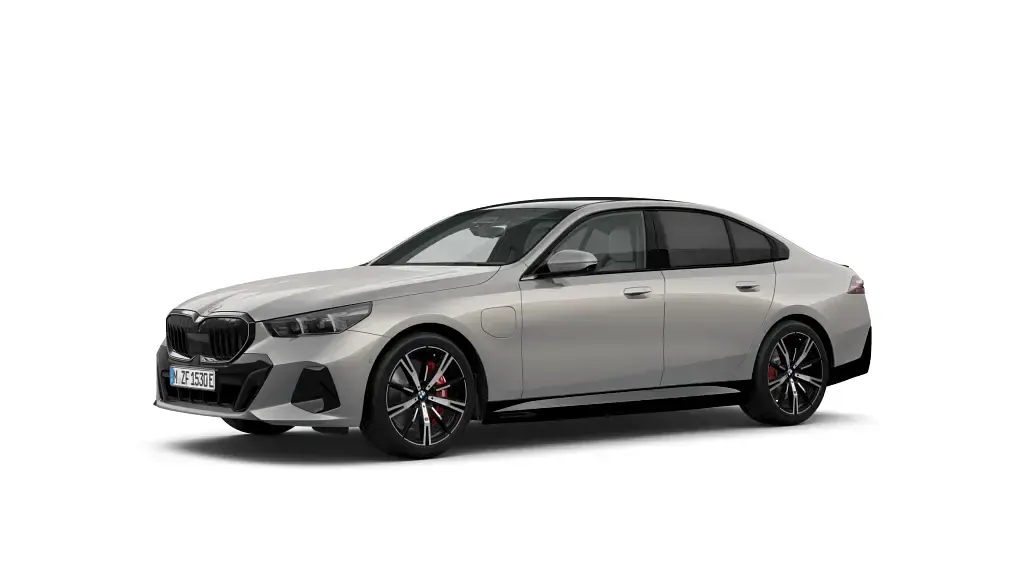 Neu BMW 550e Comfort Edition 313 PS (230 kW) 2026 Limousine