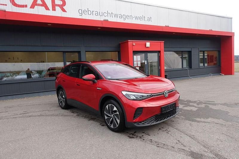 Gebraucht VW ID.4 Pure 108 kW (148 PS) 2022 Rot SUV