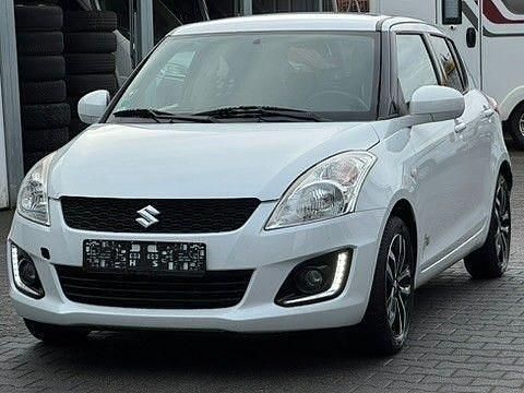 Weiß Gebraucht 2015 Suzuki Swift X-TRA Limousine | 4.999 € (Guter Preis) - Bild 1/4