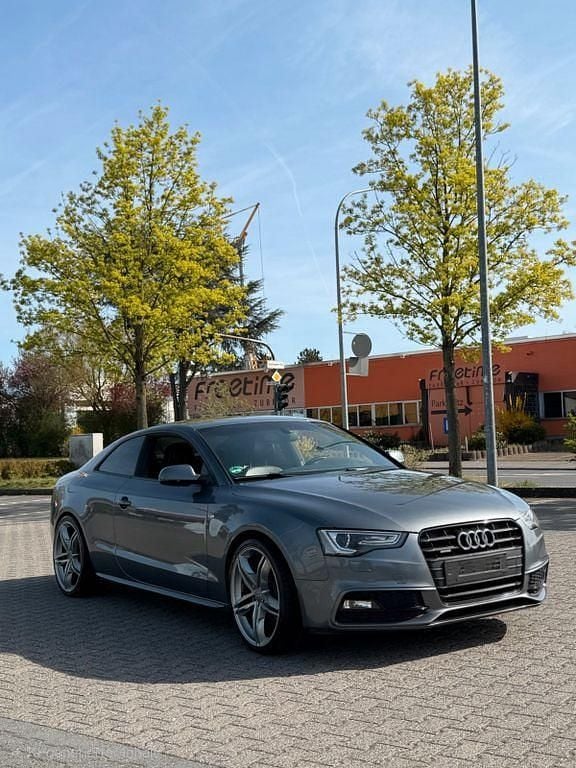 Gebraucht Audi A5 Sport 211 PS (155 kW) 2012 Grau Coupé