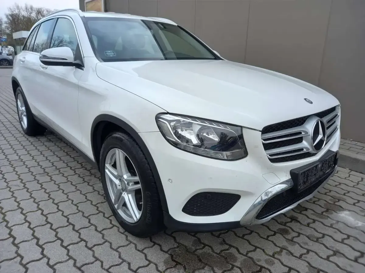 Gebraucht Mercedes GLC220 Exclusive 170 PS (125 kW) 2016 Weiß SUV
