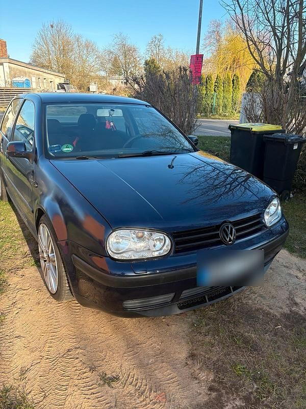 Gebraucht VW Golf IV 75 PS (55 kW) 1998 Blau Kleinwagen