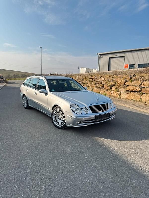 Gebraucht 2006 Mercedes E280 Kombi | 2.600 € (Guter Preis) - Bild 1/4