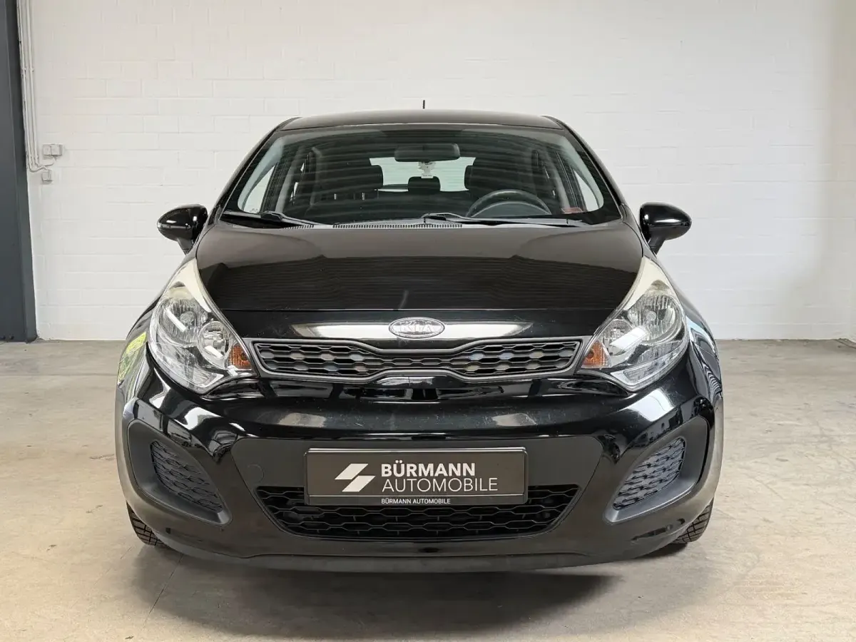 Gebraucht Kia Rio Edition 7 109 PS (80 kW) 2011 Schwarz Kleinwagen
