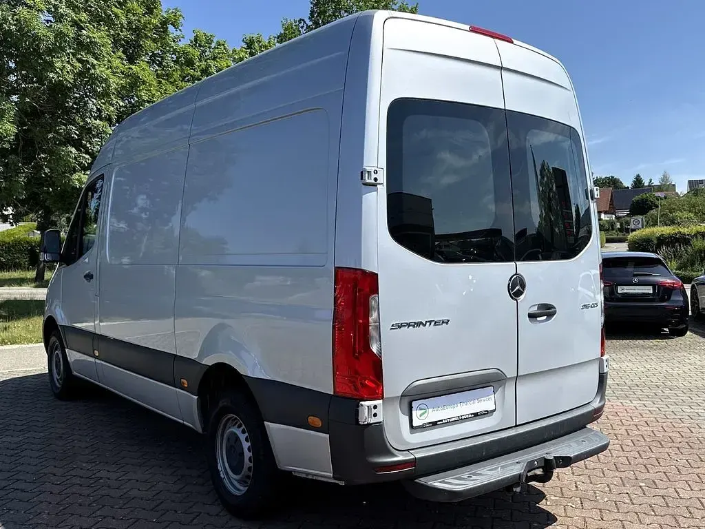 Gebraucht Mercedes Sprinter 150 PS (110 kW) 2022 Silber Van