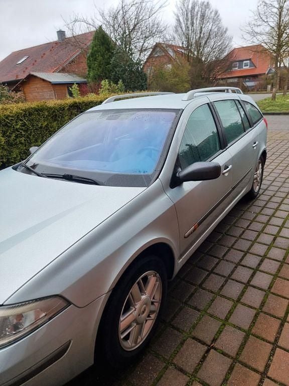 Silber Gebraucht 2003 Renault Laguna GrandTour Expression Kombi | 2.699 € (Fairer Preis) - Bild 1/4