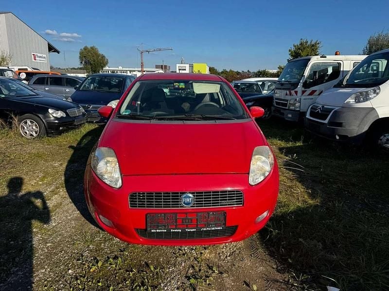 Gebraucht Fiat Grande Punto Emotion 90 PS (66 kW) 2007 Rot Kleinwagen