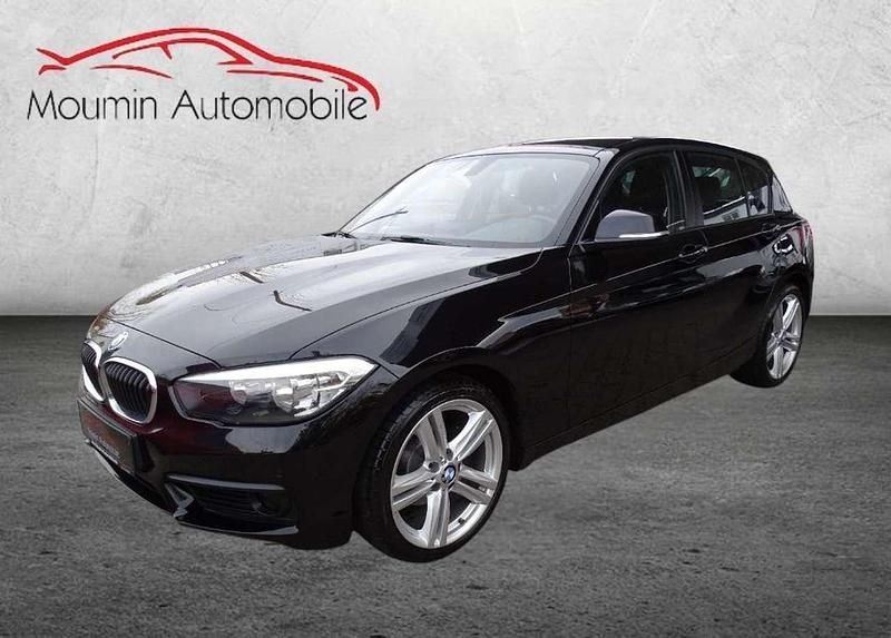 Schwarz ii/bonnet fluid black Gebraucht 2017 BMW 118 Kleinwagen | 12.200 € (Fairer Preis) - Bild 1/3