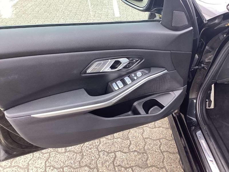 Gebraucht BMW 340 374 PS (275 kW) 2025 Black sapphire metallic Limousine