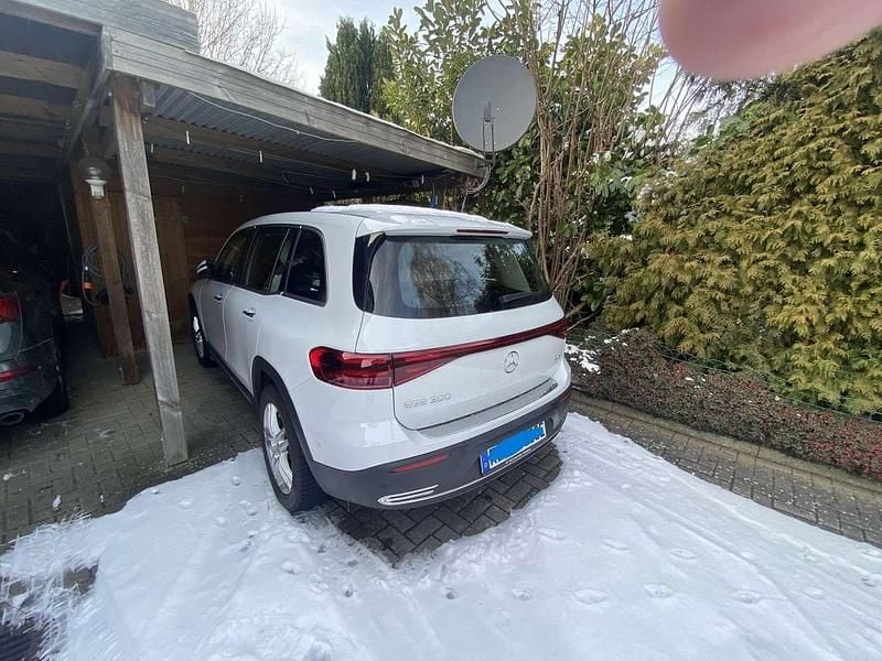 Gebraucht Mercedes EQB300 167 kW (228 PS) 2024 Weiß SUV