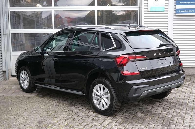 Neu Skoda Kamiq Selection 116 PS (85 kW) 2025 Black magic perleffekt SUV