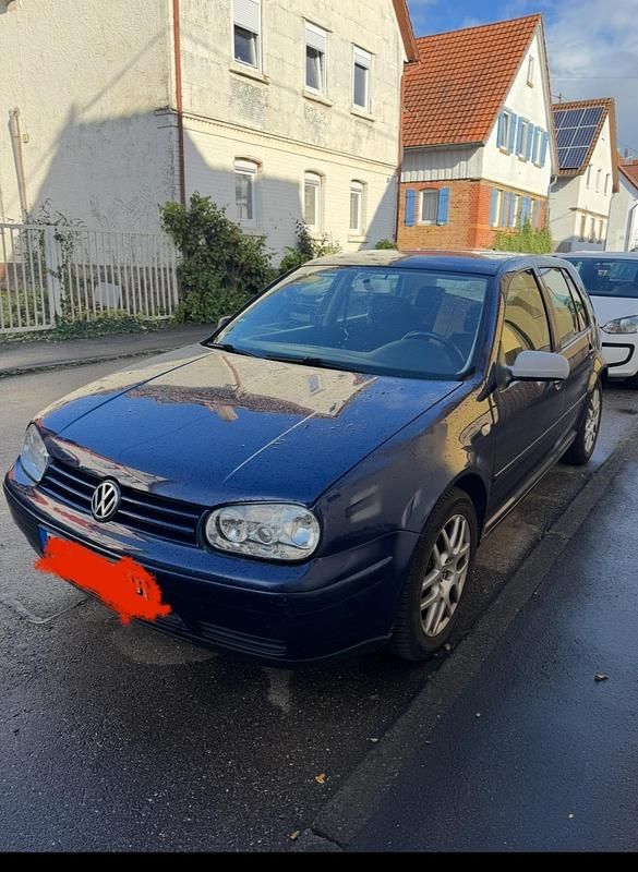 Blau Gebraucht 2003 VW Golf IV Kleinwagen | 500 € (Superpreis) - Bild 1/2