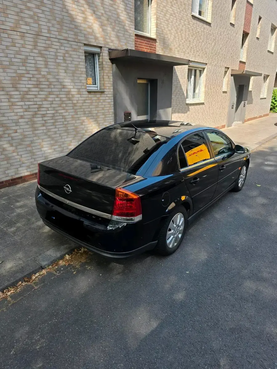 Gebraucht Opel Vectra 147 PS (108 kW) 2002 Schwarz Limousine
