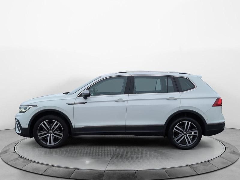 Gebraucht VW Tiguan Allspace Life 150 PS (110 kW) 2022 SUV