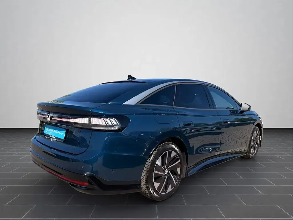 Gebraucht VW ID.7 Pro 210 kW (286 PS) 2025 Blau Limousine