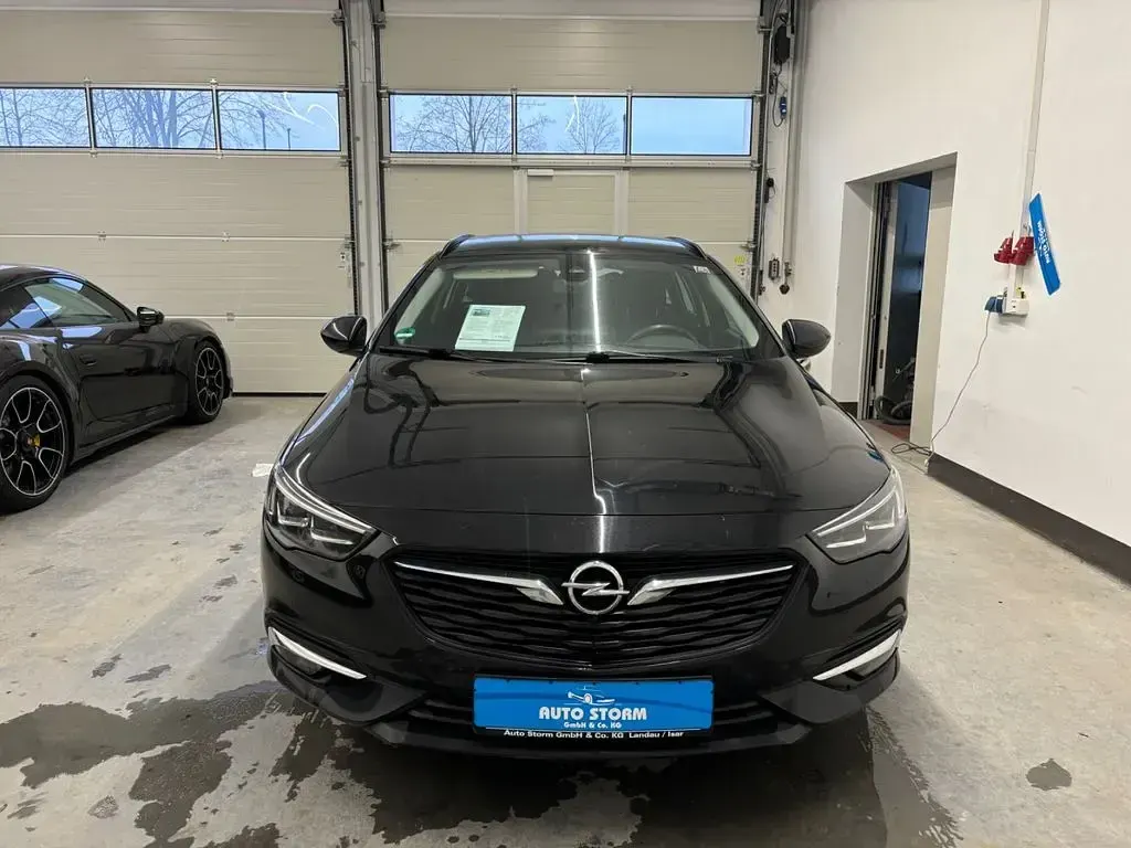 Gebraucht Opel Insignia 136 PS (100 kW) 2020 Schwarz Kombi