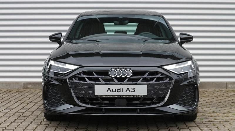 Gebraucht Audi A3 S-Line 150 PS (110 kW) 2025 Mythosschwarz metallic Limousine