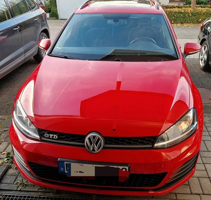 Rot Gebraucht 2016 VW Golf VII GTD Kombi | 13.800 € (Fairer Preis) - Bild 1/4