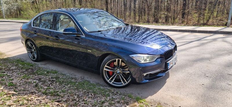 Blau Gebraucht 2012 BMW 335 Performance Limousine | 19.250 € (Fairer Preis) - Bild 1/4