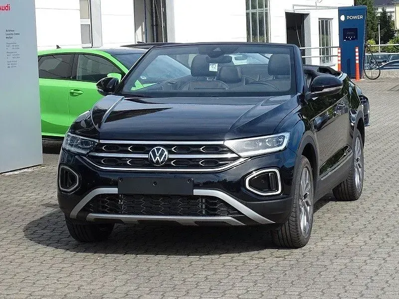 Gebraucht VW T-Roc Cabriolet 150 PS (110 kW) 2025 Schwarz Cabrio