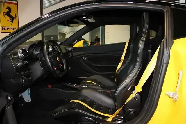 Gebraucht Ferrari F8 721 PS (530 kW) 2022 Gelb Coupé