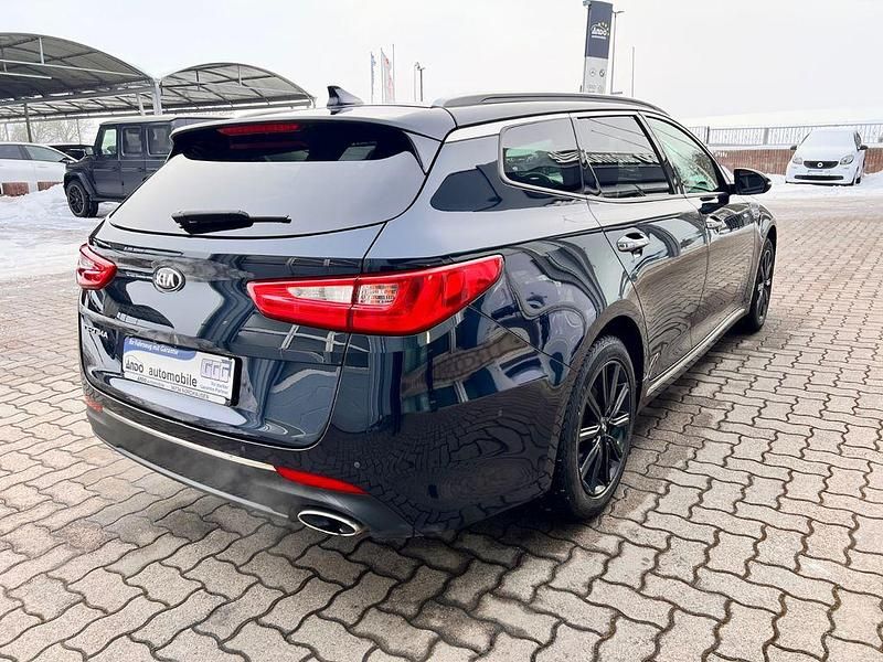 Gebraucht Kia Optima Spirit 163 PS (119 kW) 2019 Blau Kombi