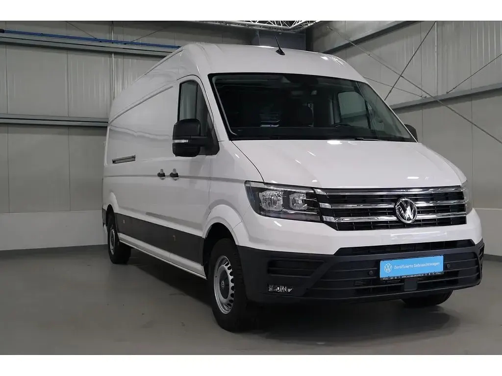 Gebraucht VW Crafter Trendline 177 PS (130 kW) 2023 Weiß Van