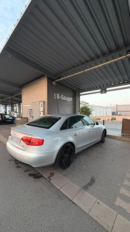 Gebraucht Audi A4 143 PS (105 kW) 2008 Silber Limousine