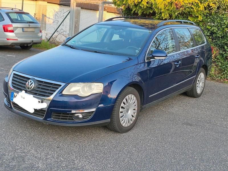 Second-hand VW Passat 105 CP (77 kW) 2007 Albastru Break