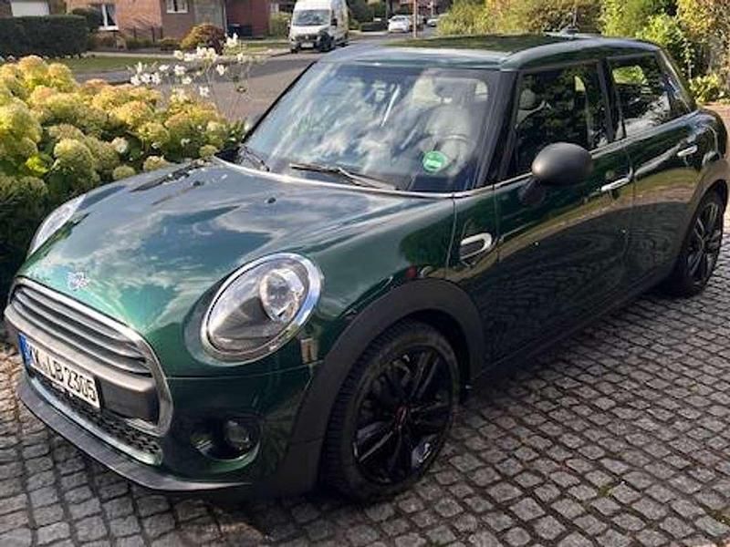 Grün Gebraucht 2018 Mini ONE Kleinwagen | 10.950 € (Guter Preis) - Bild 1/4