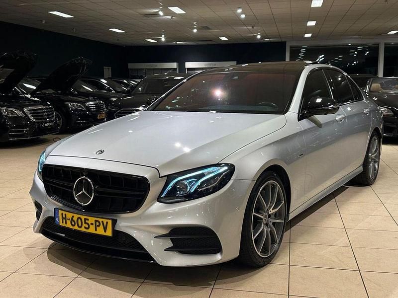 Gebraucht Mercedes E200 AMG 197 PS (144 kW) 2020 Grau Limousine