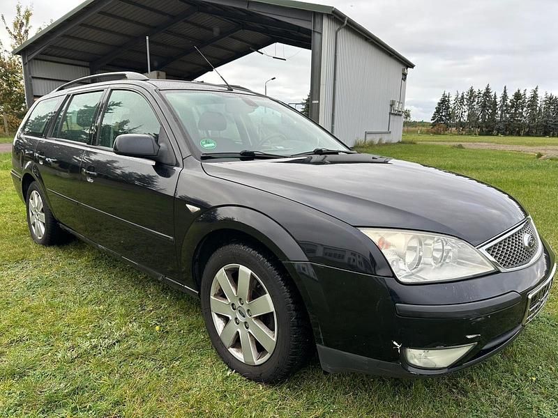 Schwarz Gebraucht 2005 Ford Mondeo Kombi | 490 € (Superpreis) - Bild 1/4