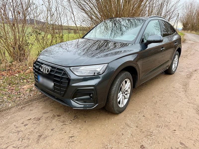 Grau Gebraucht 2022 Audi Q5 Sportback SUV | 39.900 € (Superpreis) - Bild 1/4