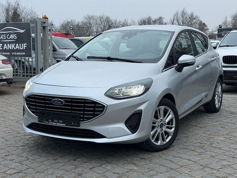 Gebraucht Ford Fiesta Titanium 75 PS (55 kW) 2022 Silber Kleinwagen